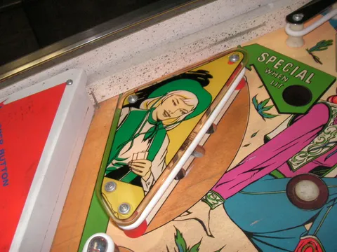 Left Kicker - Detail