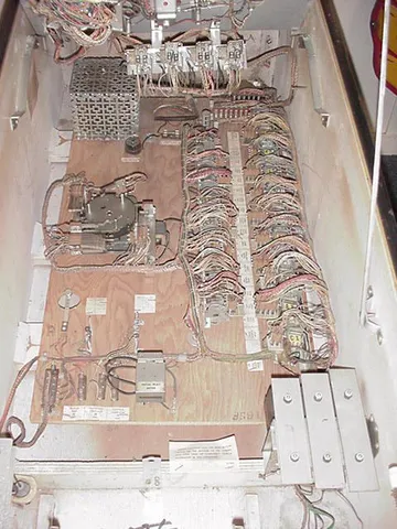 Inside Cabinet