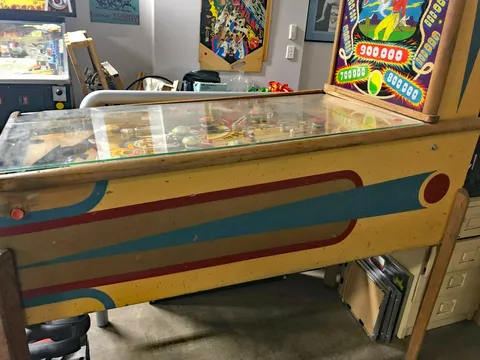 Cabinet - Right (with retrofit flipper button)