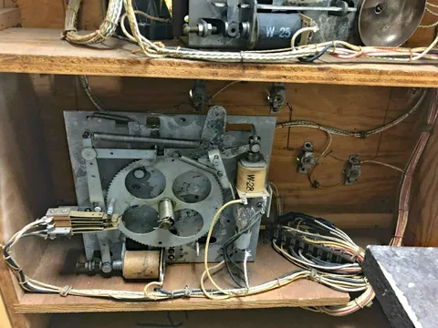Inside Lower Backbox