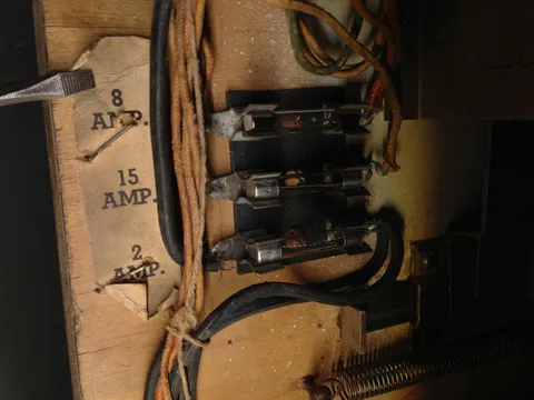 Inside Cabinet - Detail