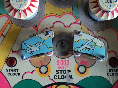 Kick-out Hole