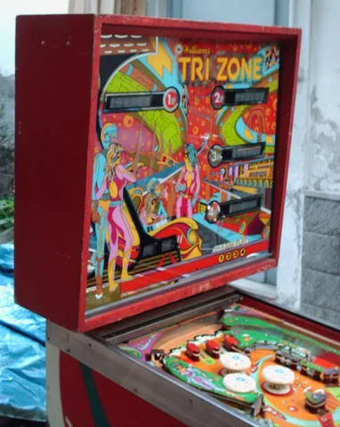 Sample Game - Backbox - Left