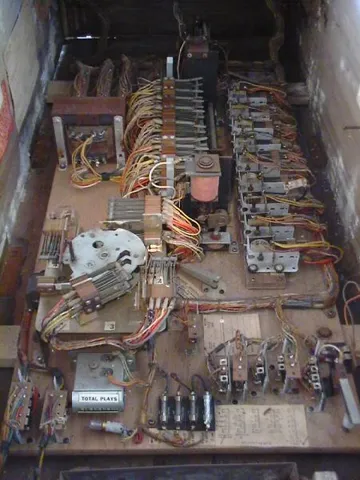Inside Cabinet*