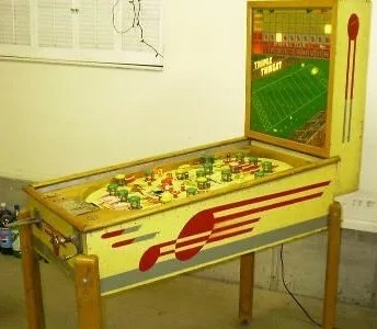 Cabinet*