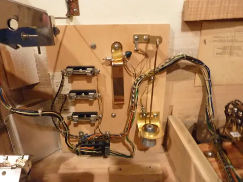 Fuses and Tilts