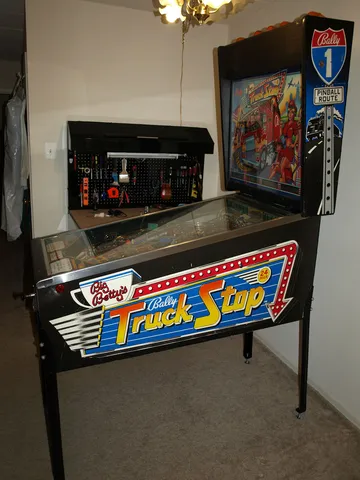 Cabinet - Right