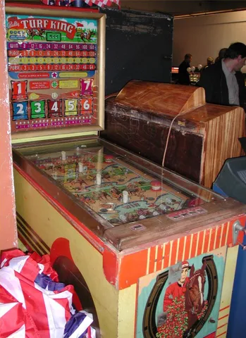 Cabinet - Left