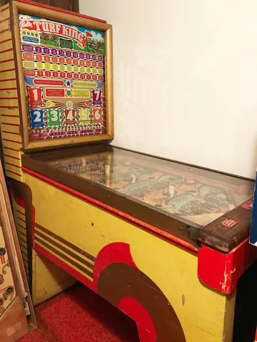 Cabinet - Right