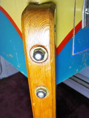 Leg - Detail
