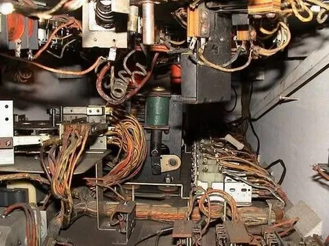 Inside Cabinet