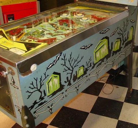 Cabinet - Right*