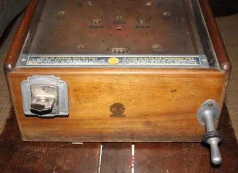 Cabinet - Front*