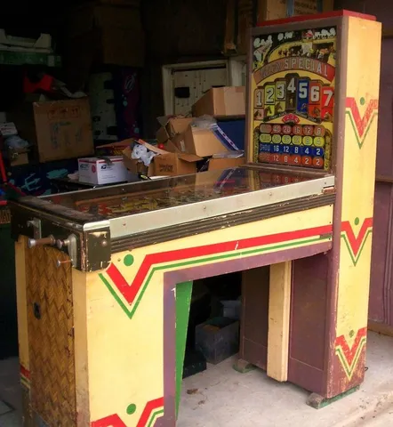 Cabinet - Right