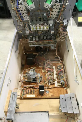 Sample Game - Inside Cabinet*