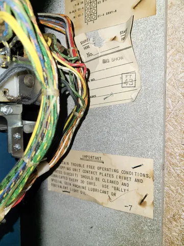 Inside Backbox - Detail