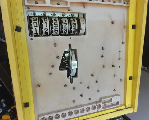 Backbox Insert