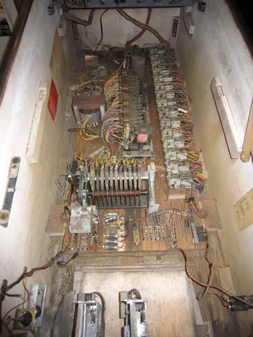 Inside Cabinet