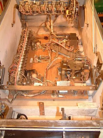 Inside Cabinet