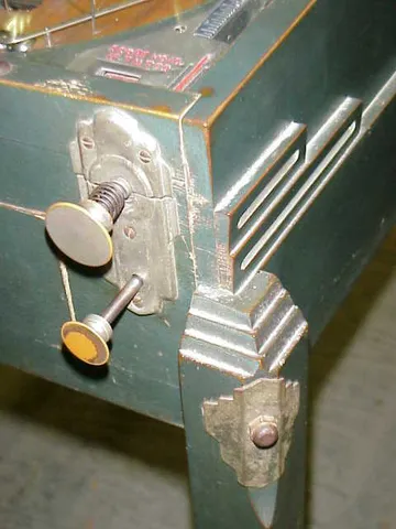 Cabinet - Detail