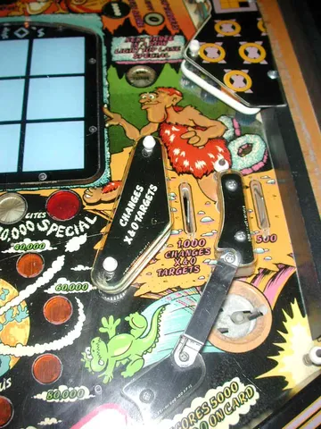 Ball-Save Kick-out Hole