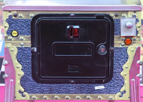 Cabinet - Front