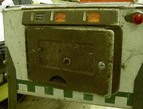 Cabinet - Front