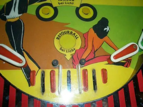 Playfield - Detail