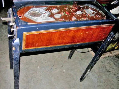 Cabinet - Right*