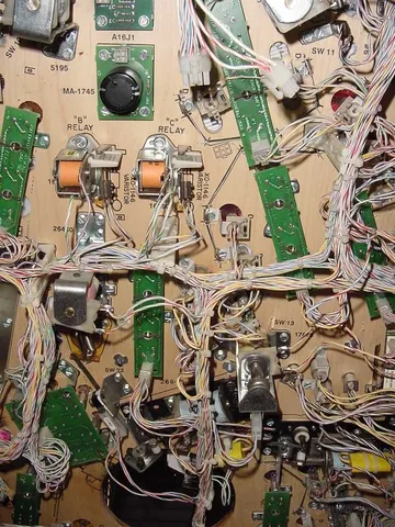 Under Playfield, Middle