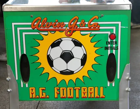 Cabinet - Red Player Side