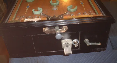Cabinet - Front*