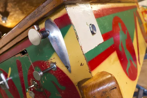 Cabinet - Detail*