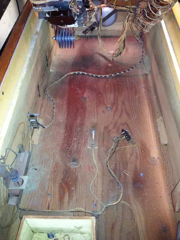 Inside Cabinet*