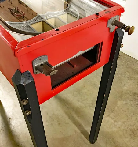 Cabinet - Front*