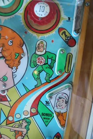 Playfield - Detail
