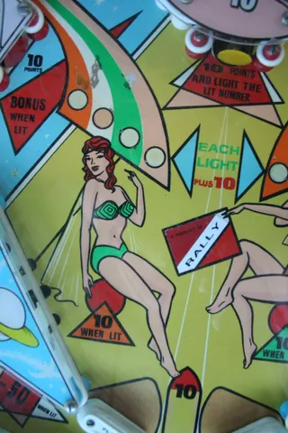 Playfield - Detail