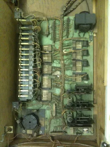 Inside Cabinet