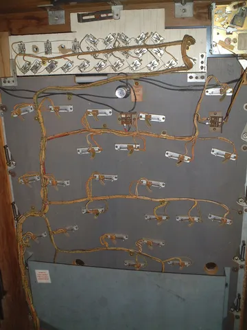 Inside Cabinet*