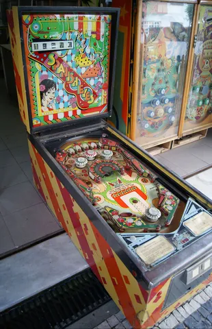 Cabinet - Left