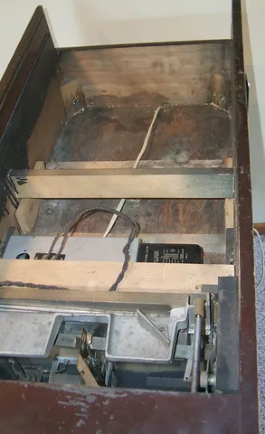 Inside Cabinet