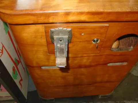 Cabinet - Front
