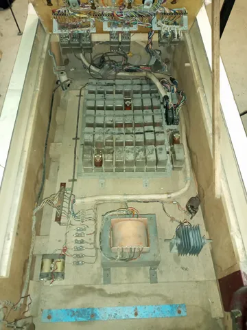 Inside Cabinet