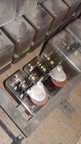 Inside Cabinet - Detail