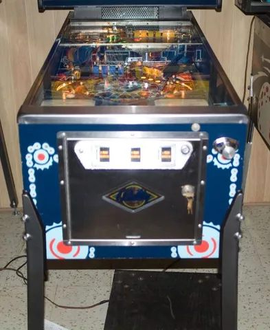 Early Production Cabinet - Front*