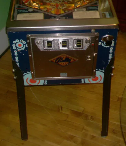 Cabinet - Front