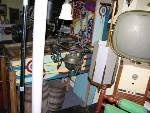 Cabinet - Right*