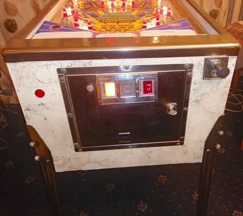 Cabinet - Front