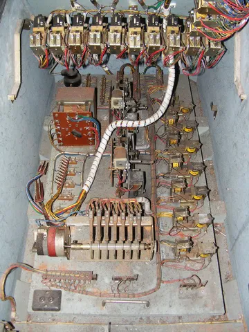 Inside Cabinet