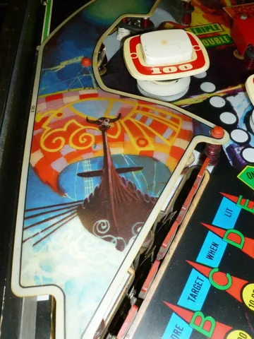 Playfield - Detail